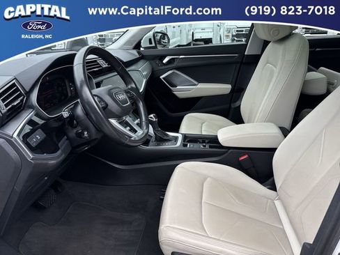 Used 2023 Audi Q3 2.0T Premium image 17