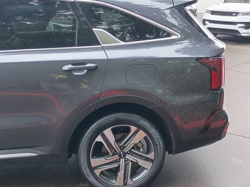 Used 2023 Kia Sorento SX Prestige image 6