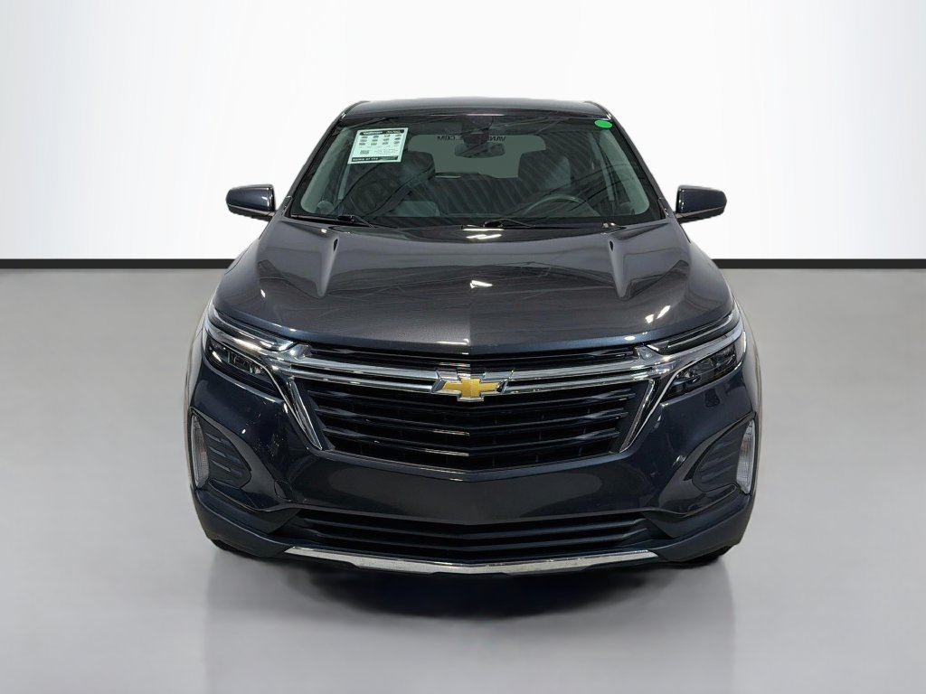Used 2023 Chevrolet Equinox LT w/ LPO, Floor Liner Package AWD/4WD image 2