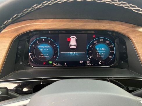 Used 2025 Volkswagen Atlas SE image 43