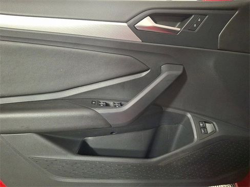 Used 2020 Volkswagen Jetta SE image 14