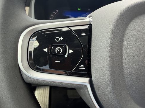 New 2026 Volvo XC90 T8 Plus w/ Protection Package AWD/4WD image 28