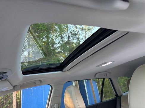 Used 2024 Subaru Outback Limited XT image 4