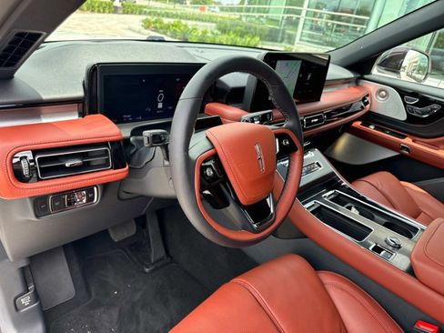 New 2025 Lincoln Aviator Reserve w/ Equipment Group 201A image 14