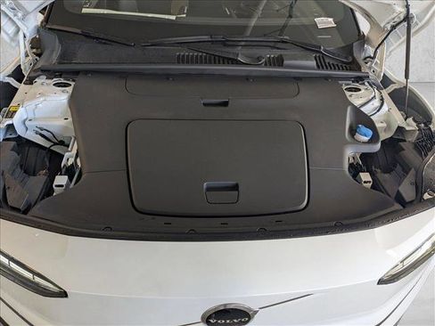 New 2025 Volvo EX30 Plus w/ Protection Package Premier image 15