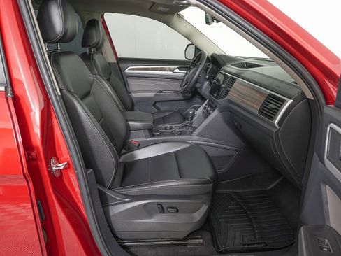 Used 2022 Volkswagen Atlas SEL image 9