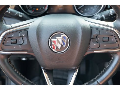 Used 2021 Buick Encore GX Preferred image 10
