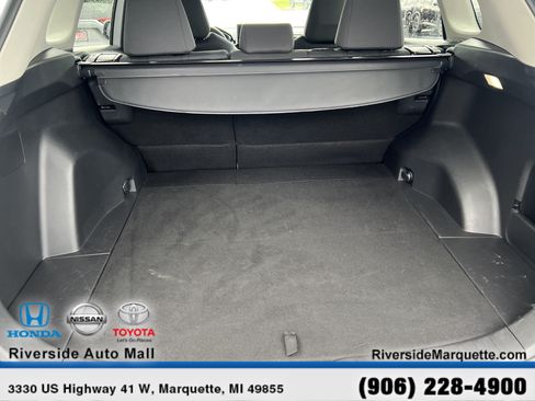 Used 2025 Toyota RAV4 XLE AWD/4WD image 8