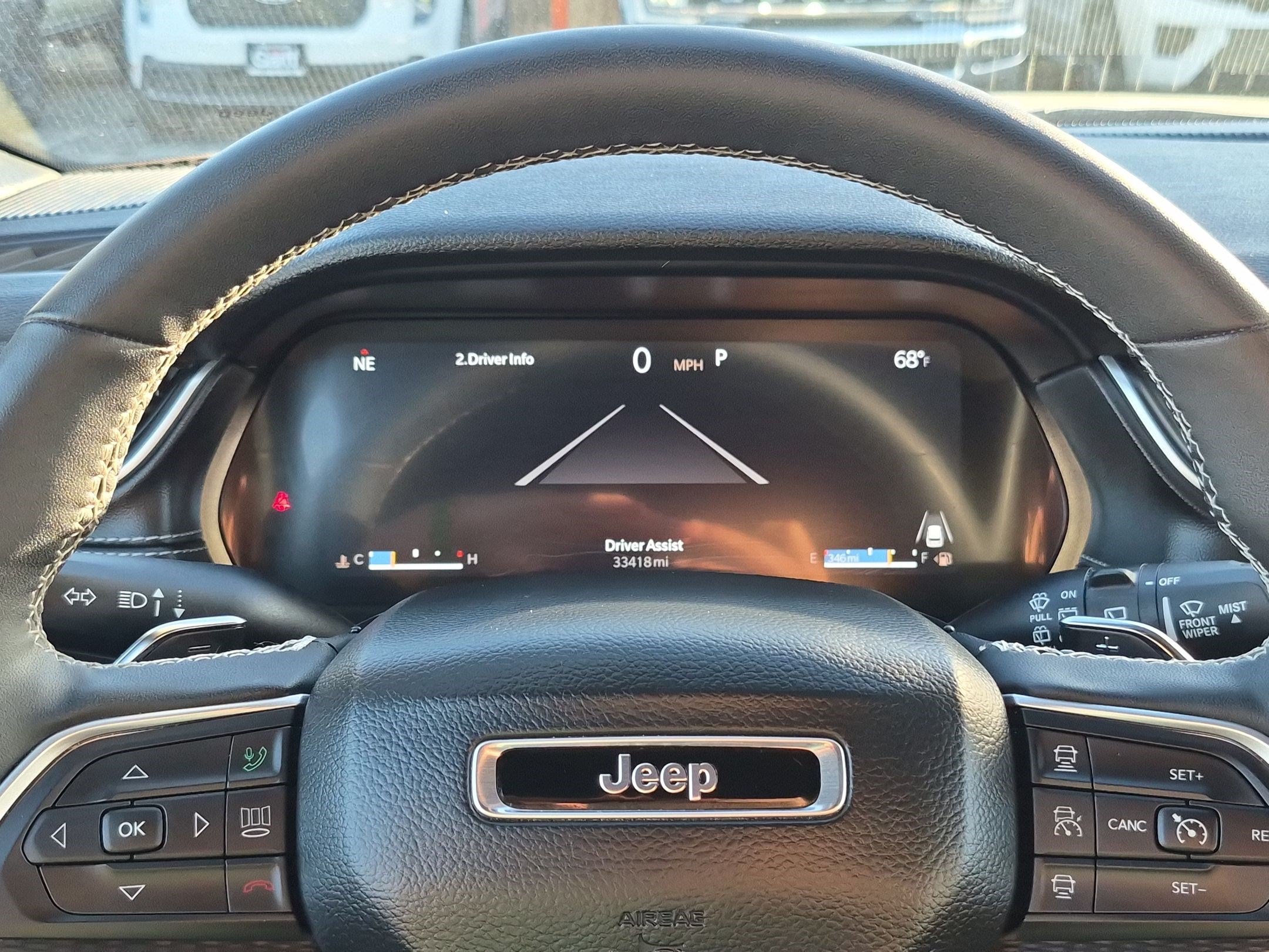 Used 2025 Jeep Grand Cherokee Altitude AWD/4WD image 23
