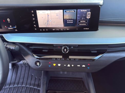 Used 2025 Nissan Murano SL AWD/4WD image 4