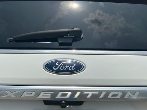 Used 2020 Ford Expedition Platinum AWD/4WD image 35