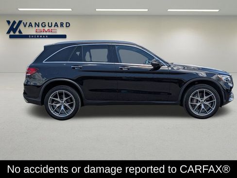 Used 2022 Mercedes-Benz GLC 300 4MATIC image 2