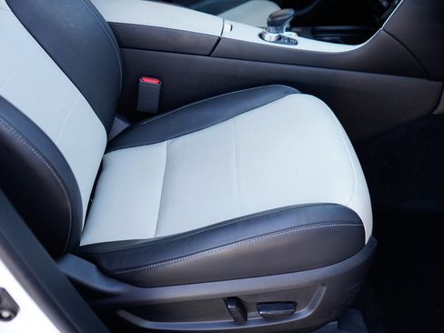 Used 2023 INFINITI QX55 Essential image 32