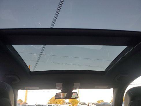 Used 2015 Mercedes-Benz C 350 Coupe image 26