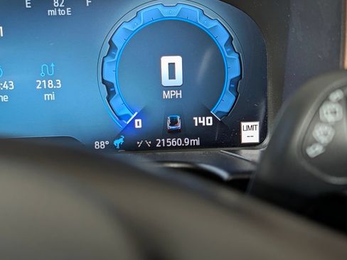 Certified 2025 Ford Bronco Sport Outer Banks w/ Outer Banks Tech Package+ AWD/4WD image 20