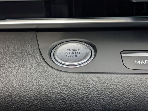 Certified 2025 Hyundai Elantra SEL image 26