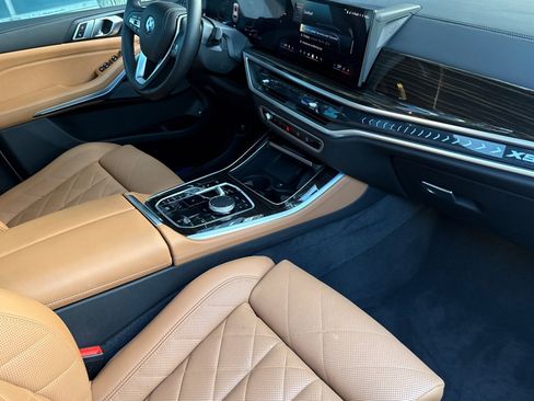 Certified 2024 BMW X5 xDrive50e w/ Premium Package image 19