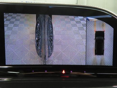 Used 2023 Cadillac Escalade ESV Sport image 20