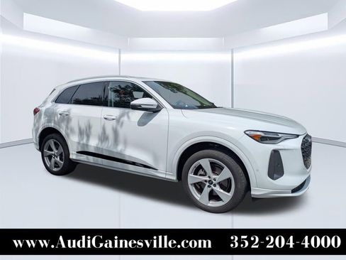 Used 2025 Audi Q5 Premium Plus AWD/4WD image 1
