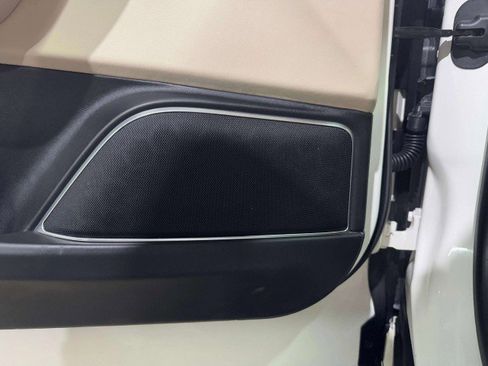 Used 2017 Maserati Levante S image 16