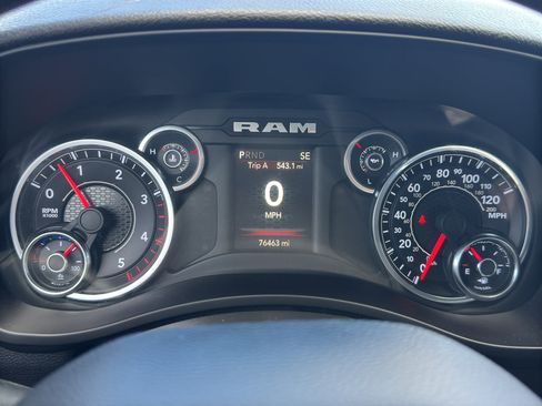 Used 2021 RAM 2500 Big Horn w/ Level 1 Equipment Group AWD/4WD image 22