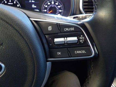 Used 2020 Kia Sportage EX image 29