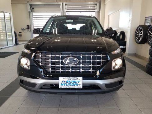 New 2026 Hyundai Venue SEL FWD image 18