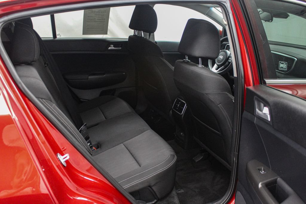 Used 2020 Kia Sportage LX AWD/4WD image 15