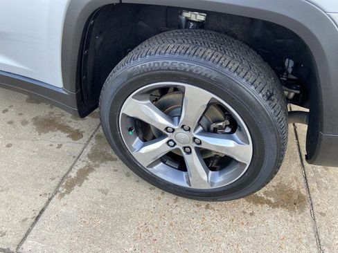 Used 2021 Jeep Grand Cherokee L Limited image 29