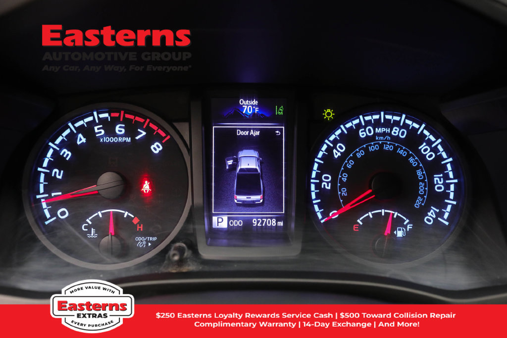 Used 2020 Toyota Tacoma SR RWD image 18