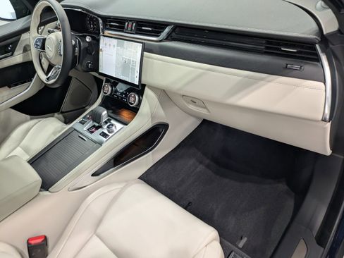 New 2026 Jaguar F-PACE R-Dynamic S image 25