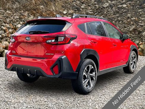 Used 2024 Subaru Crosstrek 2.0i Premium AWD/4WD image 2