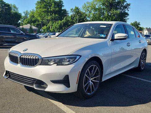 Used 2020 BMW 330i xDrive Sedan w/ Driving Assistance Package AWD/4WD image 3