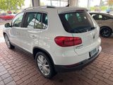 Used 2016 Volkswagen Tiguan SE image 2