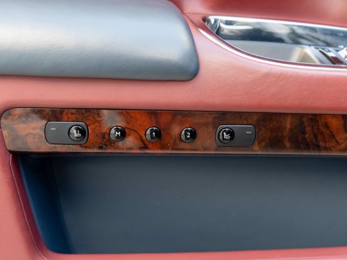Used 2017 Rolls-Royce Ghost RWD image 12