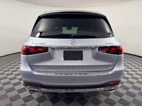 Used 2024 Mercedes-Benz GLS 450 4MATIC image 8