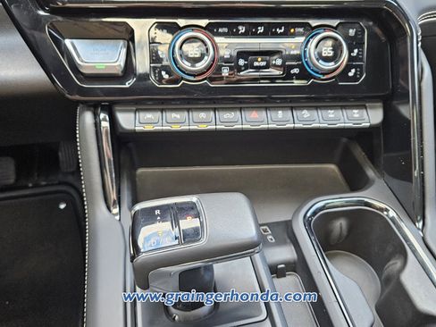 Used 2022 GMC Sierra 1500 AT4X image 17