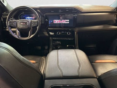 Used 2023 GMC Sierra 1500 AT4 w/ AT4 Preferred Package AWD/4WD image 11