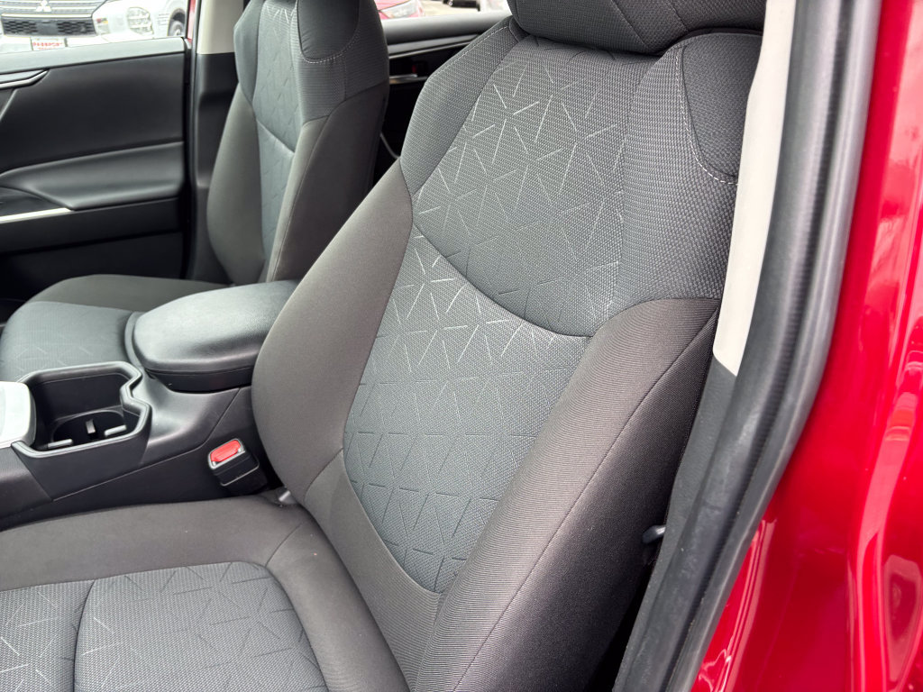 Certified 2025 Toyota RAV4 XLE AWD/4WD image 20
