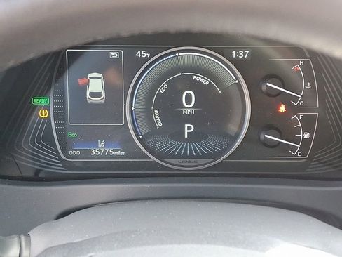 Used 2023 Lexus UX 250h AWD w/ Accessory Package (Z2) image 21