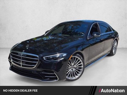 Used 2023 Mercedes-Benz S 500 4MATIC image 1