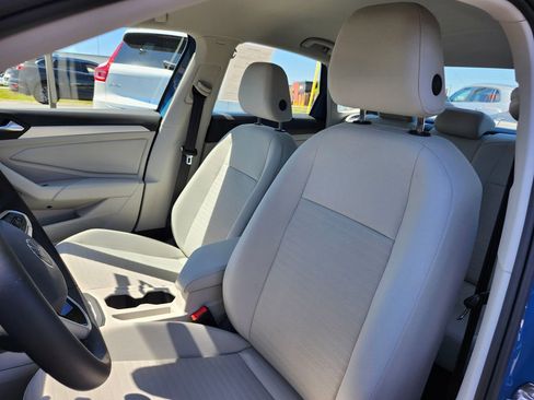 Used 2025 Volkswagen Jetta S FWD image 9