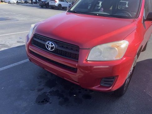 Used 2011 Toyota RAV4 2WD w/ Upgrade Value Pkg image 7