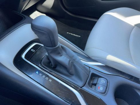 Used 2022 Toyota Corolla LE image 17