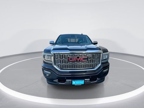 Used 2016 GMC Sierra 1500 Denali w/ Enhanced Driver Alert Package image 3