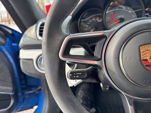 Used 2016 Porsche Cayman GT4 image 10