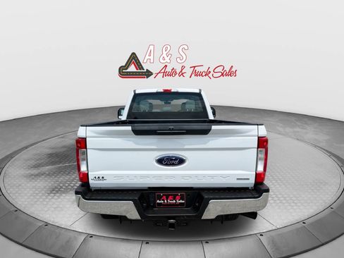 Used 2017 Ford F250 XL w/ Power Equipment Group AWD/4WD image 4