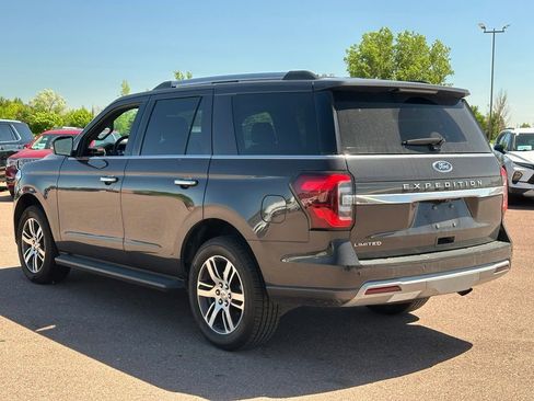 Used 2024 Ford Expedition Limited AWD/4WD image 5