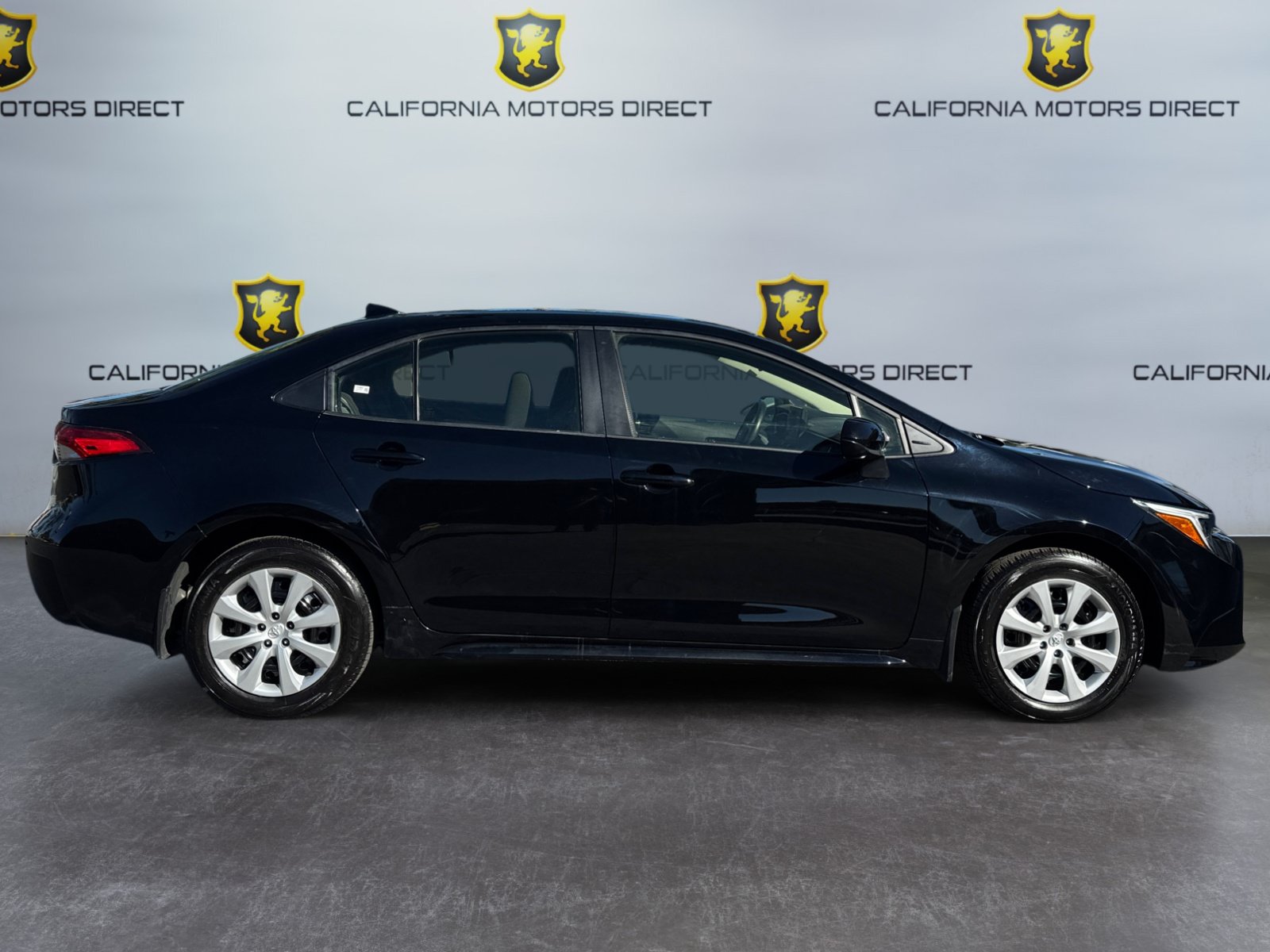Used 2026 Toyota Corolla LE FWD image 6