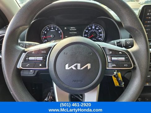 Used 2024 Kia Forte LXS FWD image 28